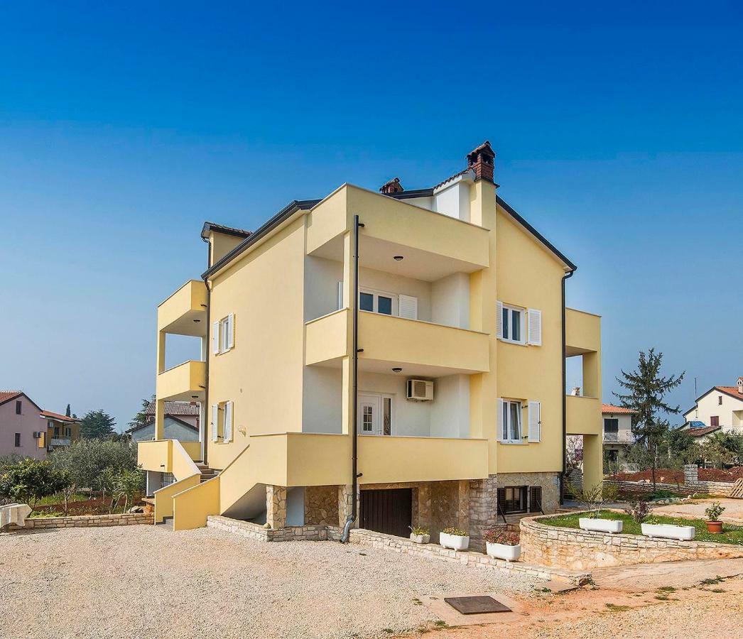 Apartments Goltes Lovrečica 외부 사진
